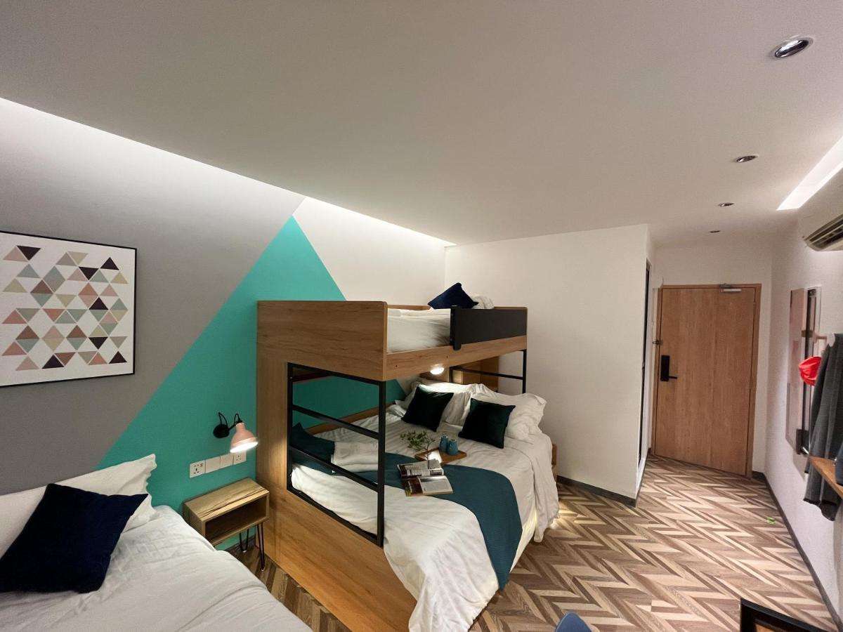Apple 1 Hotel Queensbay Bayan Lepas Exteriör bild